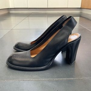 COSTUME NATIONAL, Black Leather Heels, size: EU 38